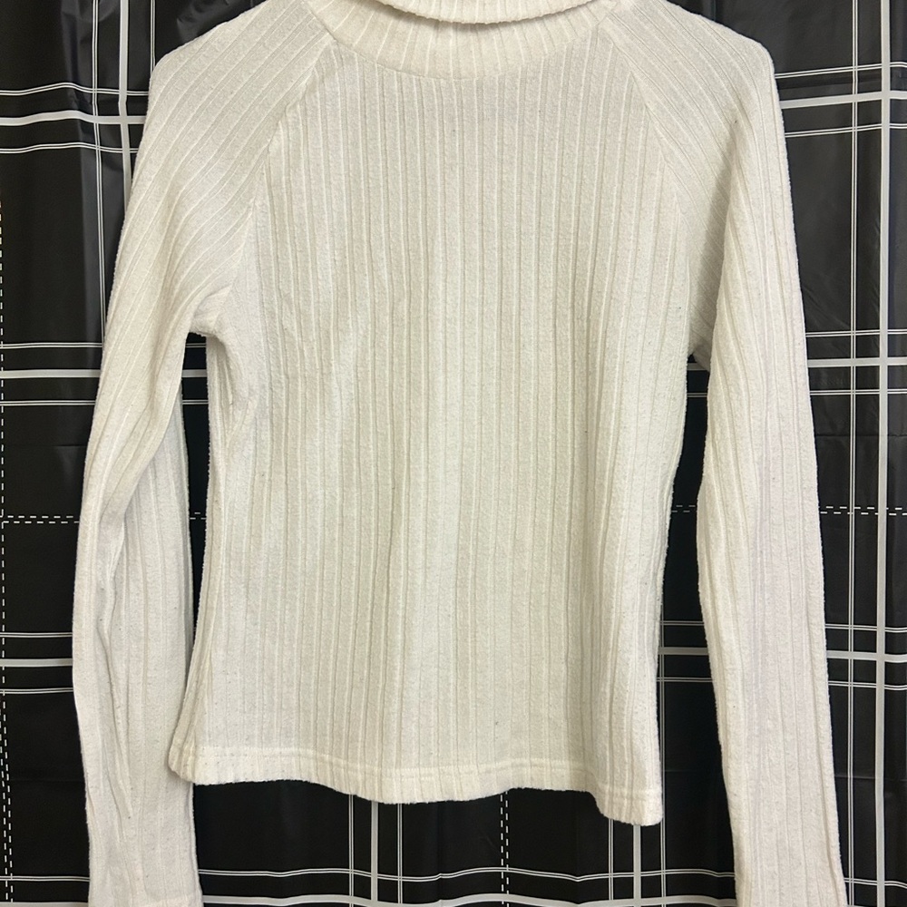White Ribbed Turtleneck Sweater